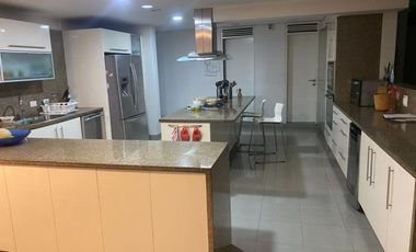 SE VENDE CASA