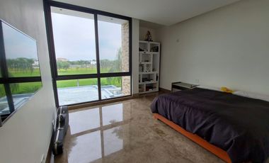 Isla Mocoli, Vendo Hermosa Casa de Lujo con Piscina y Jacuzzi