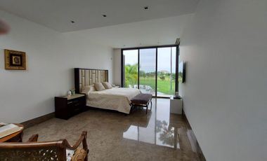 Isla Mocoli, Vendo Hermosa Casa de Lujo con Piscina y Jacuzzi