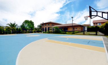 Villar city, Ponticelli Gardens 1: 295 sqm of Luxury Urban Living in Daang Hari