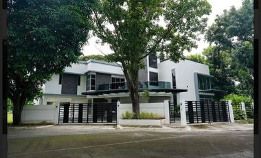 7BR House and Lot for Sale in Manila Southwoods Village, Cavite
