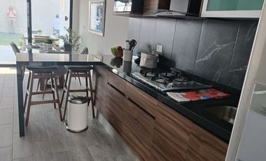 SE VENDE Casa en condominio con Alberca Xochitepec