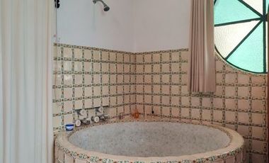 Casa en venta en Ixtapan de la Sal, San Gaspar, Amplio Jardin, una sola planta