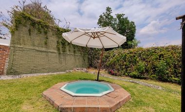 Casa en venta en Ixtapan de la Sal, San Gaspar, Amplio Jardin, una sola planta