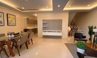 Affordable Townhouse in San Juan near Aquinas Dominican Church