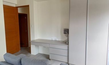 Affordable Townhouse in San Juan near Aquinas Dominican Church