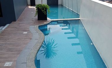 Affordable Townhouse in San Juan near Aquinas Dominican Church