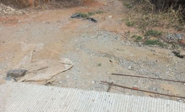 VENDO LOTE  CON DOS EXPLANACIONES, EN LA VEREDA LA AGUADA EN BARBOSA ANTIOQUIA.