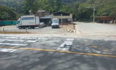 VENDO LOTE  CON DOS EXPLANACIONES, EN LA VEREDA LA AGUADA EN BARBOSA ANTIOQUIA.