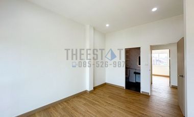 New Minimal 3 Bedroom Twin Home in San Sai for Sale