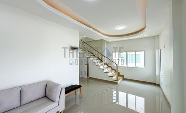 New Minimal 3 Bedroom Twin Home in San Sai for Sale