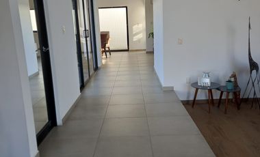 VENDO CASA IMPECABLE EN CONDOMINIO MAGUEY FRACCIONAMIENTO ZIBATÁ