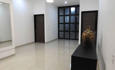 CASA EN VENTA EN FRACCIONAMIENTO LOMAS DE COCOYOC MORELOS
