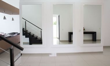 CASA EN VENTA EN FRACCIONAMIENTO LOMAS DE COCOYOC MORELOS