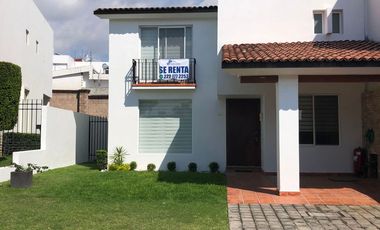 CASA EN RENTA EN CLUSTER 222 LOMAS DE ANGELÓPOLIS 1