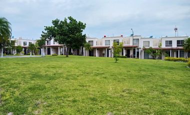 Casa en venta en Xochitepec Morelos, a 4 km de la autopista Acapulco Cuernavaca, Residencial Real Santa Fe II II.