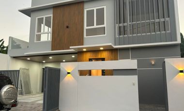 Brand new House and lot For sale 139sqm RFO with 3 Bedrooms in Greenwoods Cainta  (PH2837)