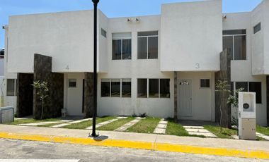 Se vende hermosa casa a estrenar