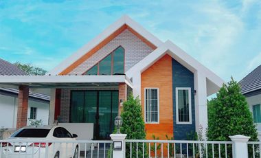 Property ID247HS detached house 2bedsroom, 2bathsroom 52 sq.w.   nearby Wachiralai School, Chiang Mai
