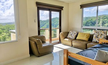 Income Generating Luxury and Spacioius Villa/H&L for Sale in Tagaytay City!