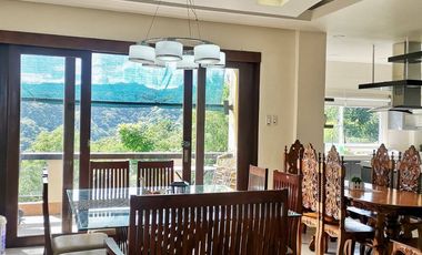 Income Generating Luxury and Spacioius Villa/H&L for Sale in Tagaytay City!