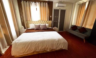 Income Generating Luxury and Spacioius Villa/H&L for Sale in Tagaytay City!