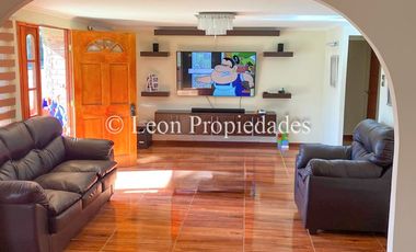 Leon Propiedades vende parcela con casa en Cuyuncavi, Curacaví.