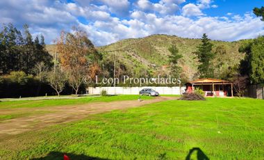 Leon Propiedades vende parcela con casa en Cuyuncavi, Curacaví.