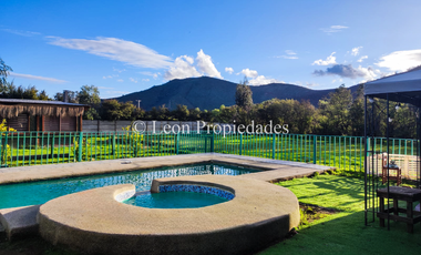 Leon Propiedades vende parcela con casa en Cuyuncavi, Curacaví.