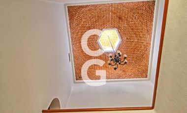Casa en Venta en Cancun en SM 43 con Enorme Alberca y 3 Recamaras