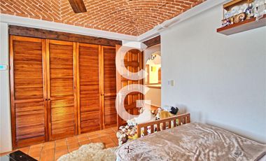 Casa en Venta en Cancun en SM 43 con Enorme Alberca y 3 Recamaras