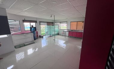 ARRIENDO O VENDO PROPIEDAD INDUSTRIAL O BODEGAS EN LA VÍA DURAN TAMBO