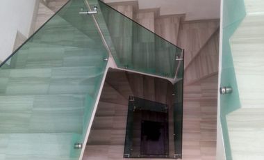 CONSULTORIO EN VENTA  EXCELENTE UBICACIÓN