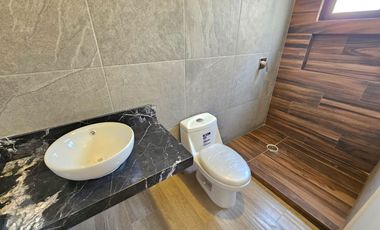 Casa con Alberca, a 1 Cuadra del Mar y ubicada en el Fraccionamiento #LomasdelSol HERMOSA Y MODERNA