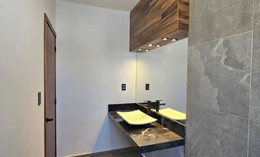 Casa con Alberca, a 1 Cuadra del Mar y ubicada en el Fraccionamiento #LomasdelSol HERMOSA Y MODERNA