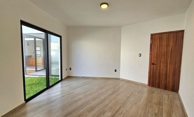 Casa con Alberca, a 1 Cuadra del Mar y ubicada en el Fraccionamiento #LomasdelSol HERMOSA Y MODERNA