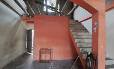 Venta casa de dos pisos de oportunidad Prosperina norte de Guayaquil