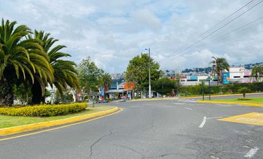 Vendo $127.900 Exclusivo y moderno Dpto. de 2 Dormitorios dentro de la Urb. El Condado