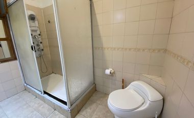 SE VENDE HERMOSA CASA ÑUÑOA