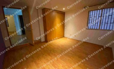 SE VENDE HERMOSA CASA ÑUÑOA