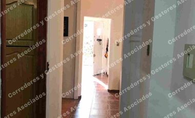 SE VENDE HERMOSA CASA ÑUÑOA