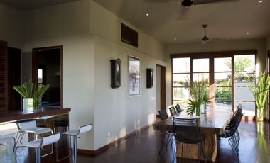 Freehold Luxury Ocean Front Villa in Canggu