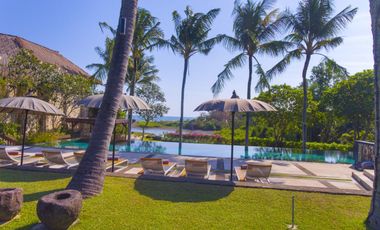 Freehold Luxury Ocean Front Villa in Canggu