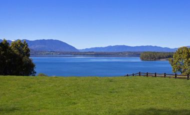 Espectacular Parcela de 5000m2 en Condominio con Acceso a Playa en Lago Calafquén, Panguipulli
