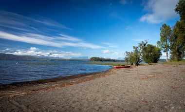 Espectacular Parcela de 5000m2 en Condominio con Acceso a Playa en Lago Calafquén, Panguipulli