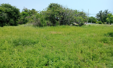 Terreno con una pequeña construcción y mucho potencial en la colonia Los Mogotes de Acapulco
