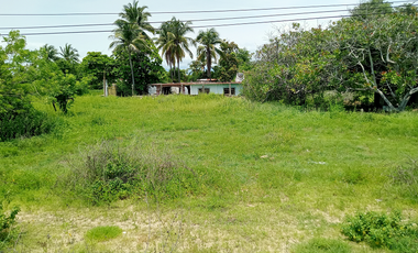 Terreno con una pequeña construcción y mucho potencial en la colonia Los Mogotes de Acapulco