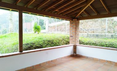 PR19382 Casa comercial en arriendo en el sector La Mina