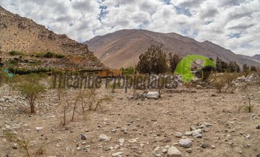 Parcela en Cochiguaz con agua de riego. 6.100 m2., Valle del Elqui. $60 millones