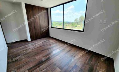 SE VENDE CASA EN Loma Alta Tres Marías, Morelia, Michoacán, México